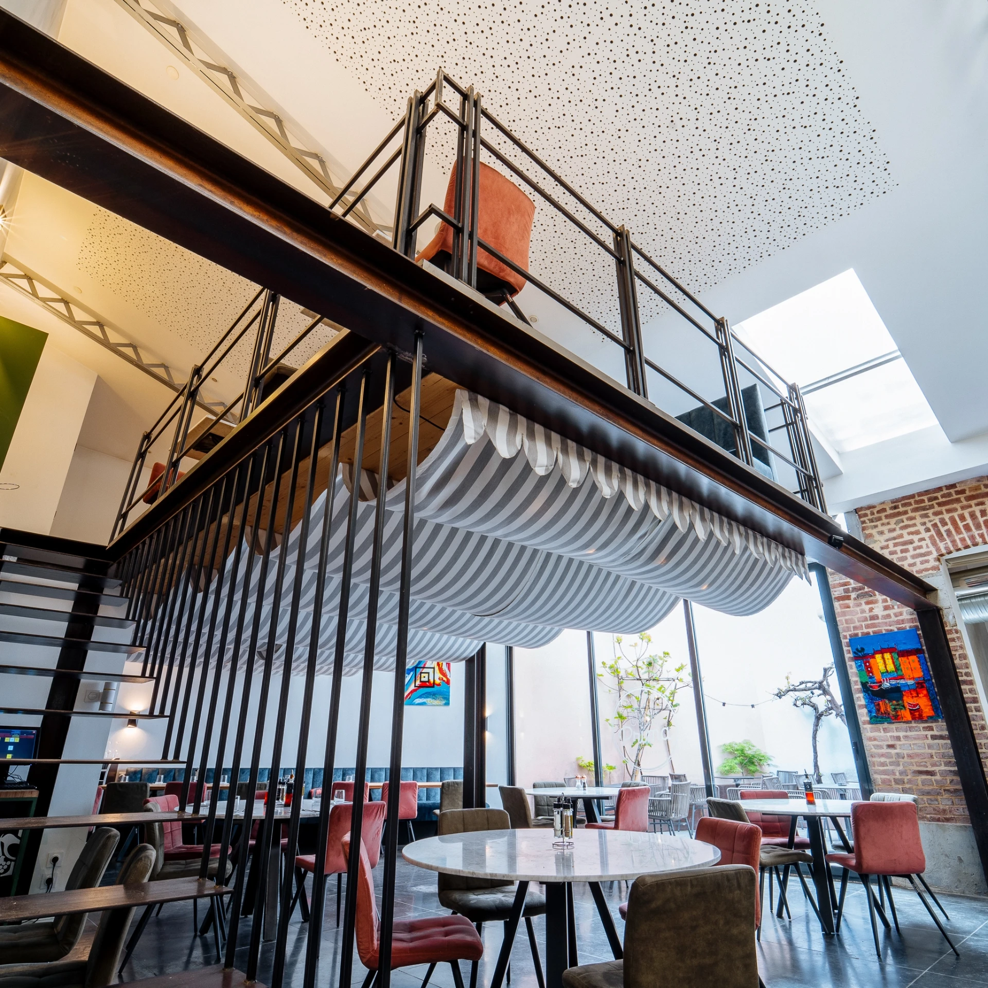 Mezzanine du restaurant Come Prima